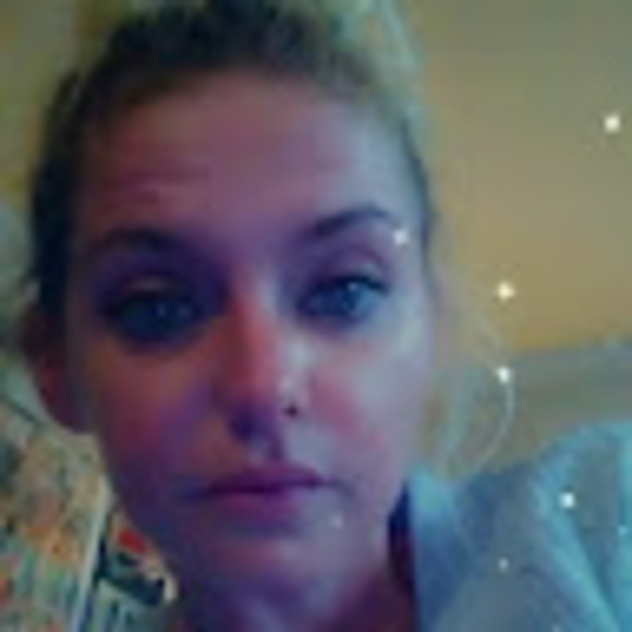 Meet your Posher, Jessica - Picture 1 of 1